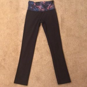 Lululemon Skinny Groove pant